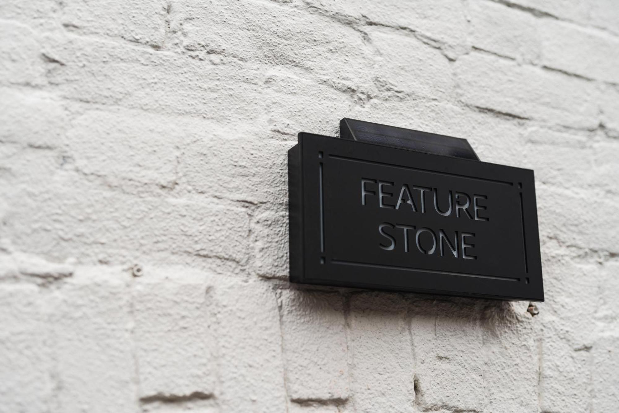 Feature Stone, Stunning Apartment, 2 X King Beds And Single, Sleeps 5 Castle Cary Exterior foto
